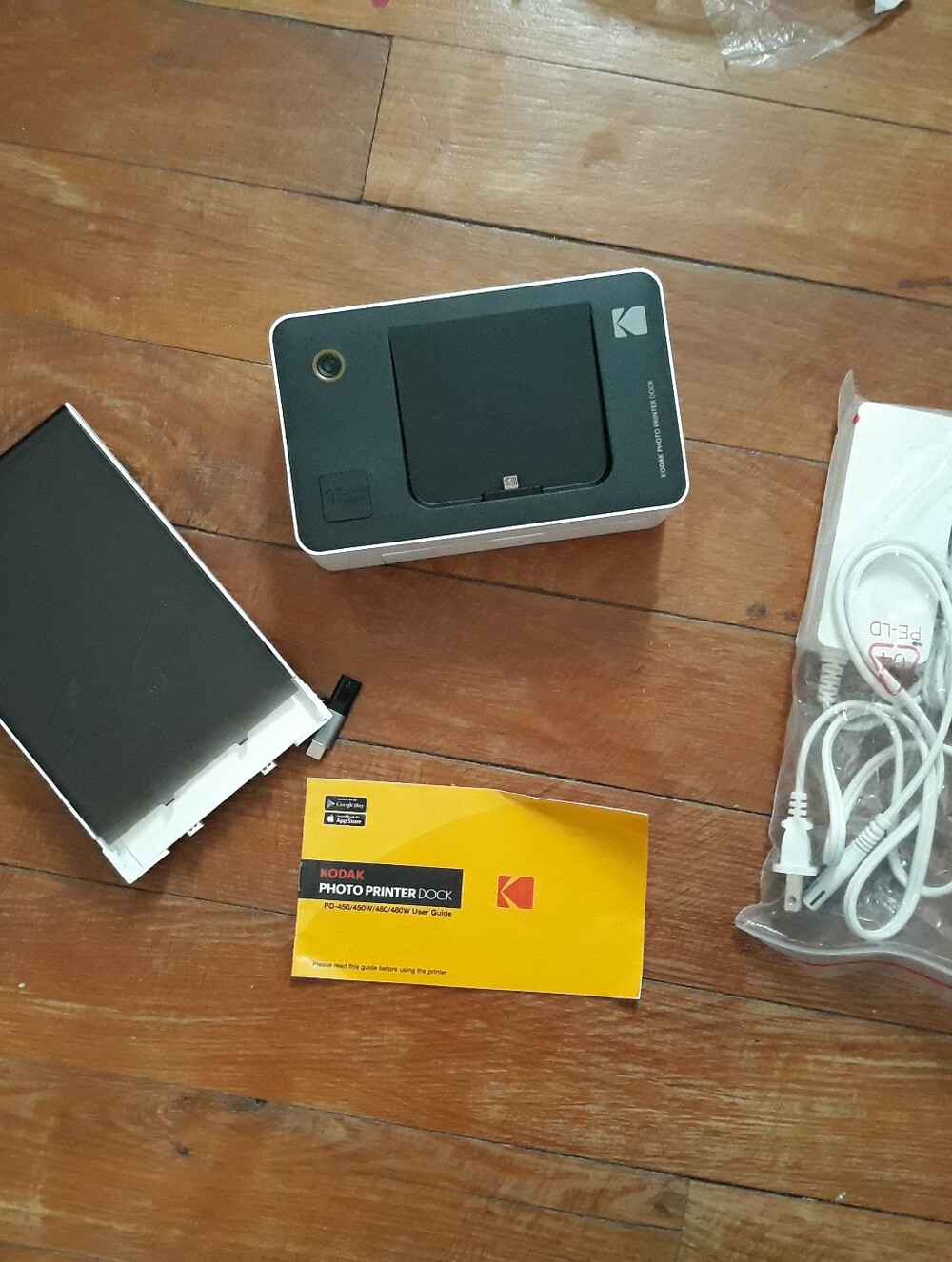 Kodak Black and White Portable Photo Dock